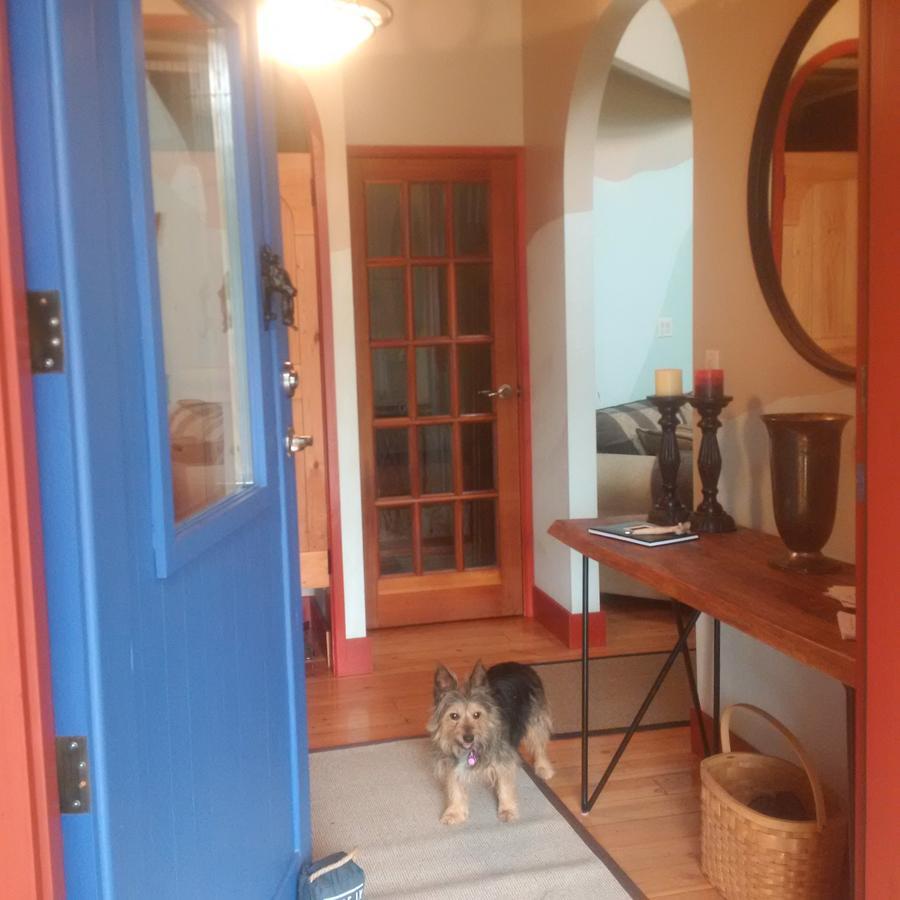 Sunshine Villa B&B Madeira Park Bagian luar foto