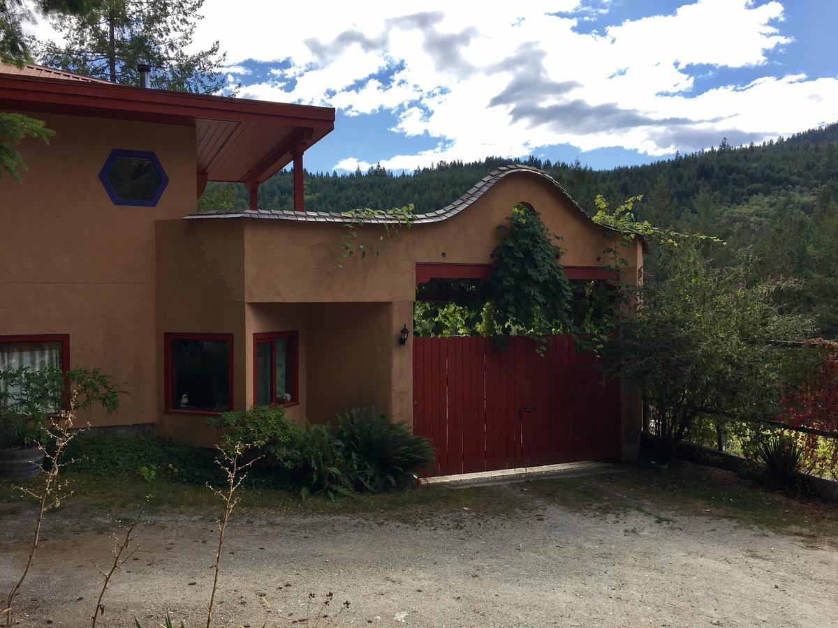 Sunshine Villa B&B Madeira Park Bagian luar foto